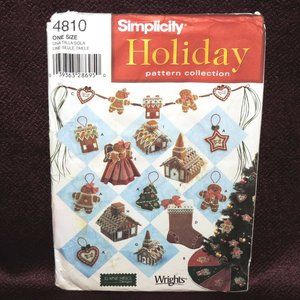Simplicity, #4810 Holiday Pattern Collection